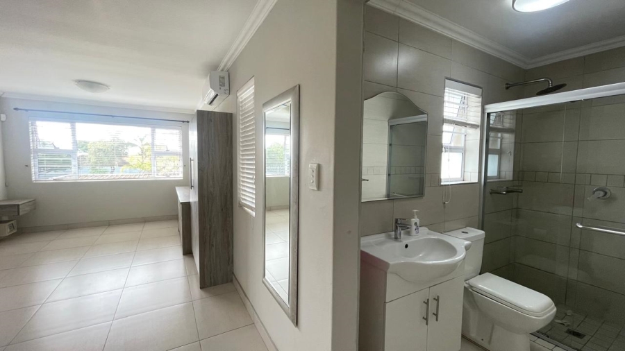 3 Bedroom Property for Sale in Beacon Bay Eastern Cape